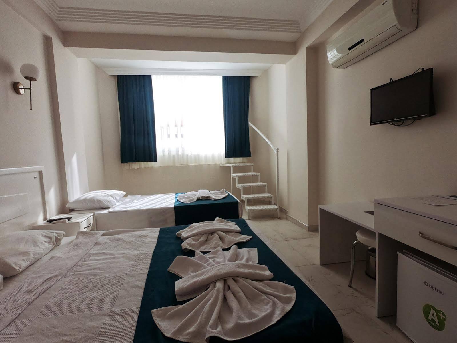 פאטהיה Aquila Beach Hotel מראה חיצוני תמונה