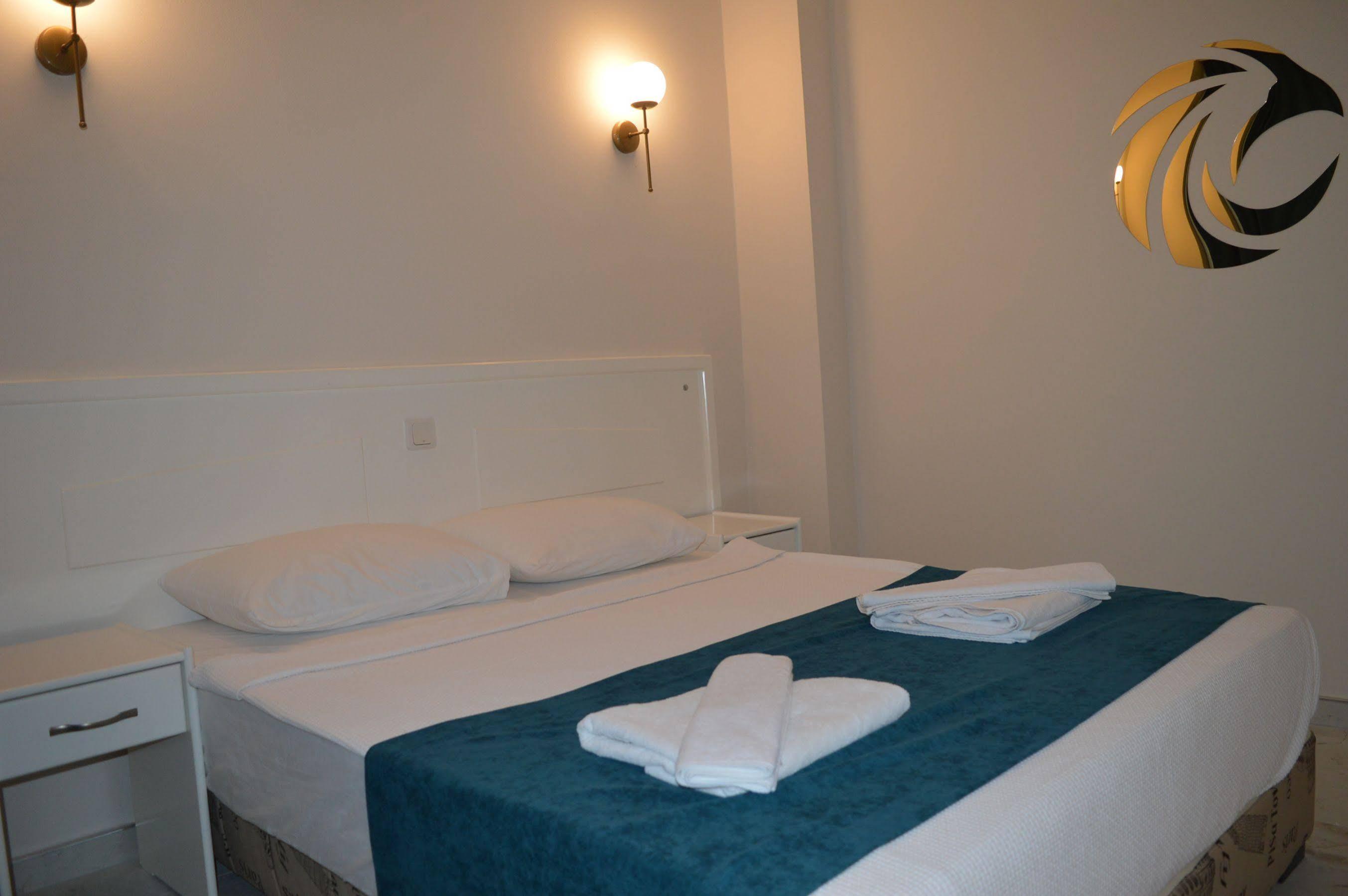 פאטהיה Aquila Beach Hotel מראה חיצוני תמונה