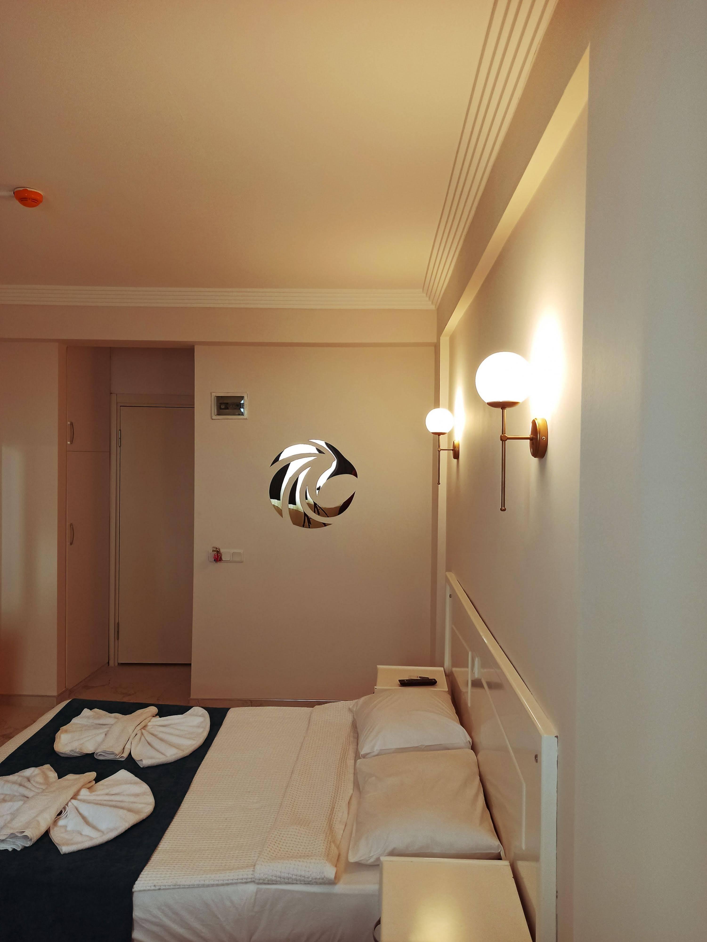 פאטהיה Aquila Beach Hotel מראה חיצוני תמונה