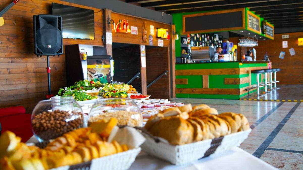 פאטהיה Aquila Beach Hotel מראה חיצוני תמונה